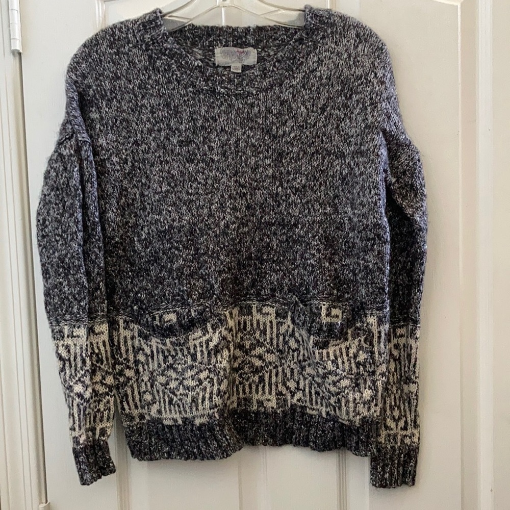 FINAL MARKDOWN Ladies ecote oversized sweater small